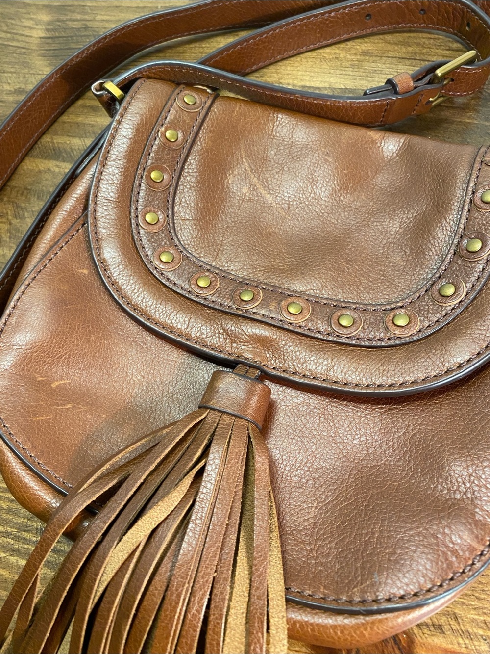 FOSSIL Women's Brown Leather Tassel Crossbody Bag | Western Bohemian Style - Picture 3 of 16